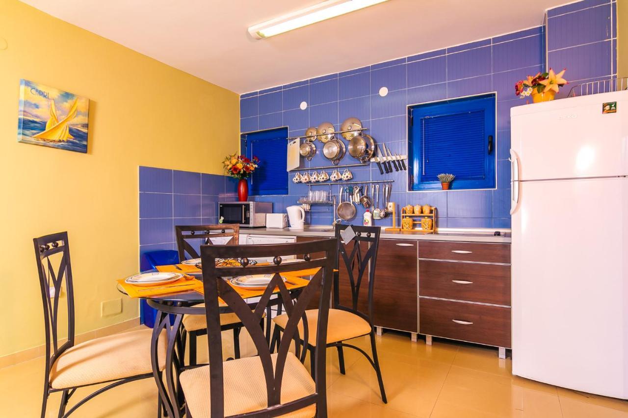Villa Sea-N-Sun, 7 Bedrooms & Pool, Nearby Portonovi Marina. Ðenovići Exterior foto
